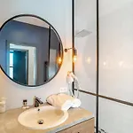 Up'arts Apartment